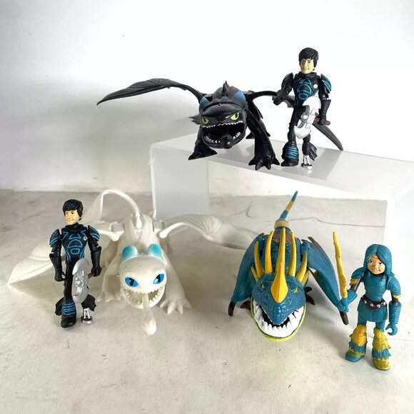 How to Train Your Dragon Figures Set Hiccup Astrid Light Fury Toothless Stormfly - Picture 3 of 16